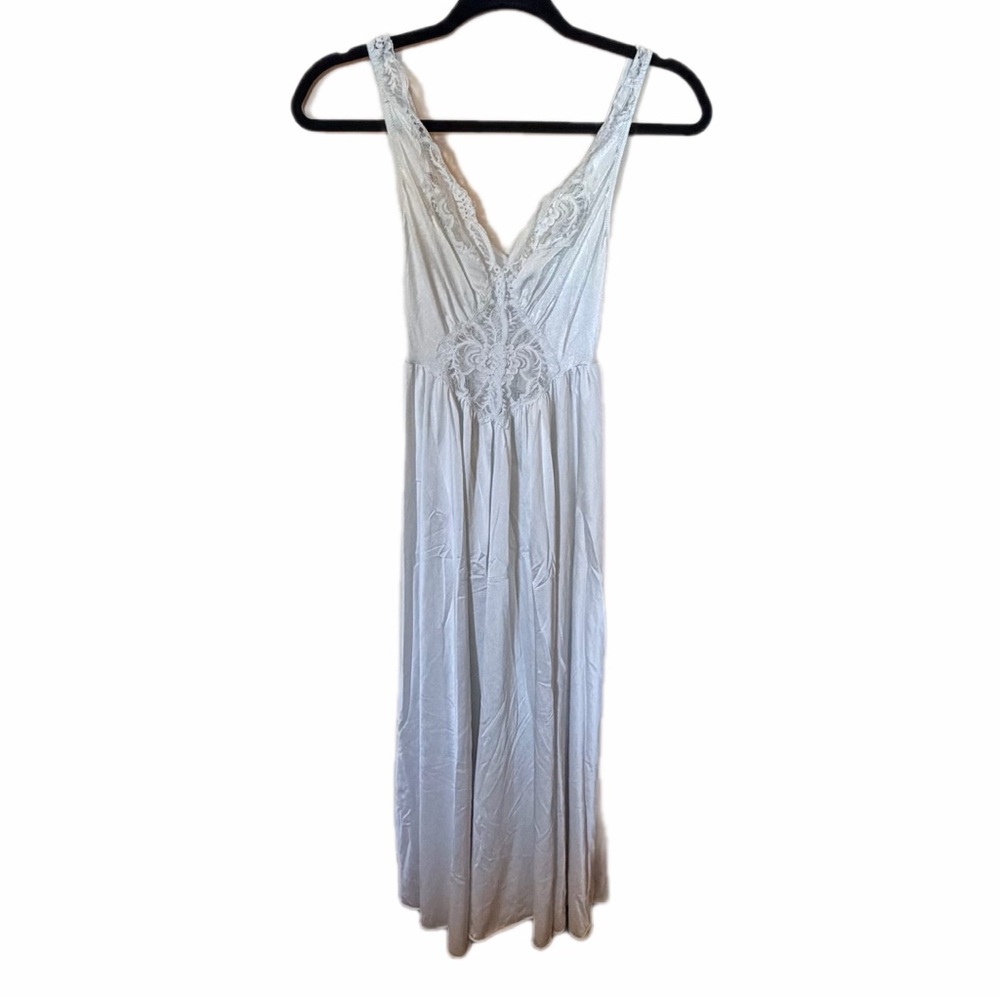 Vintage Olga nightgown light blue size XS/S